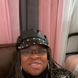 Meet your Posher, Patricia